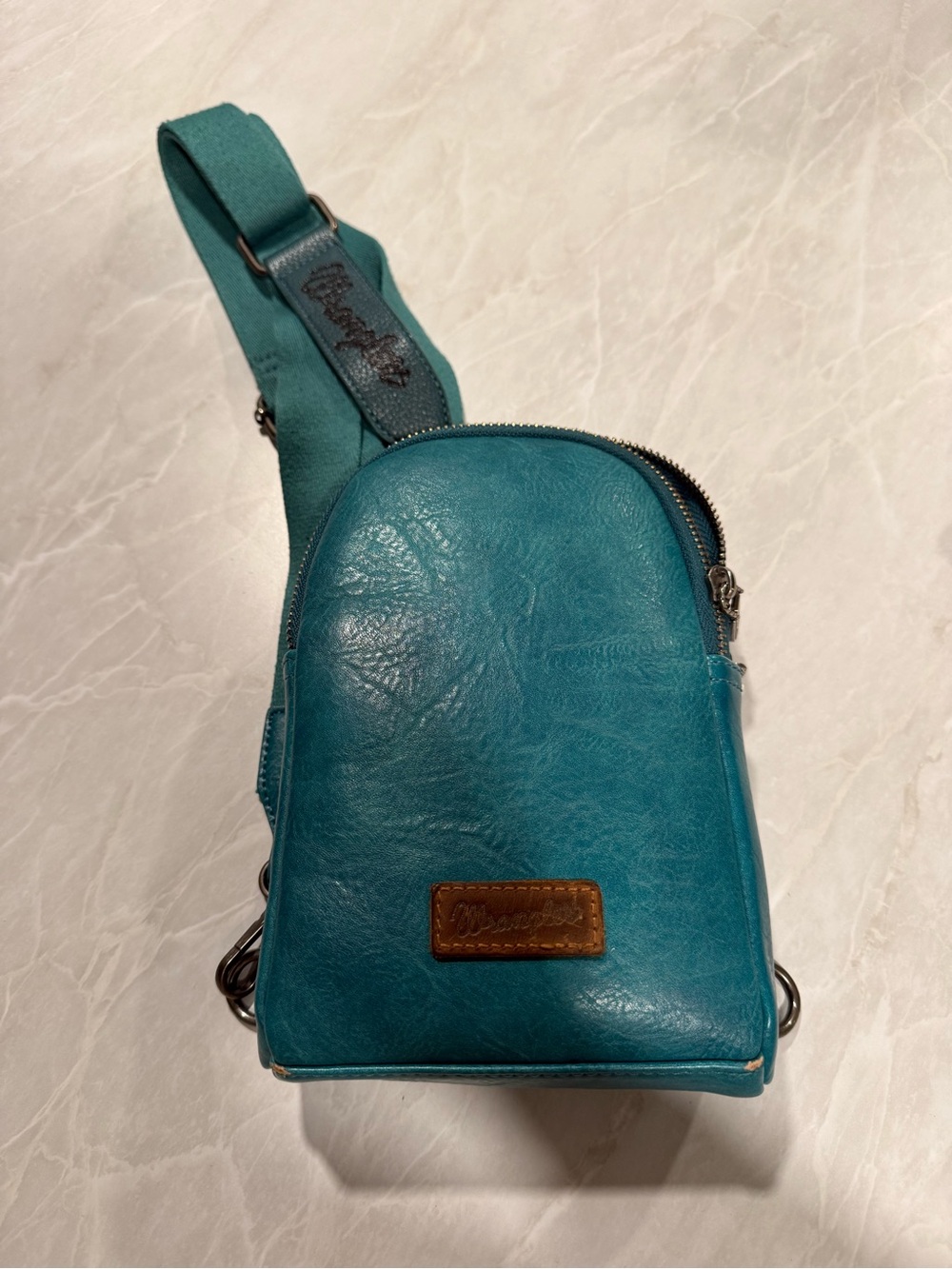Wrangler Leather Crossbody Sling Bag